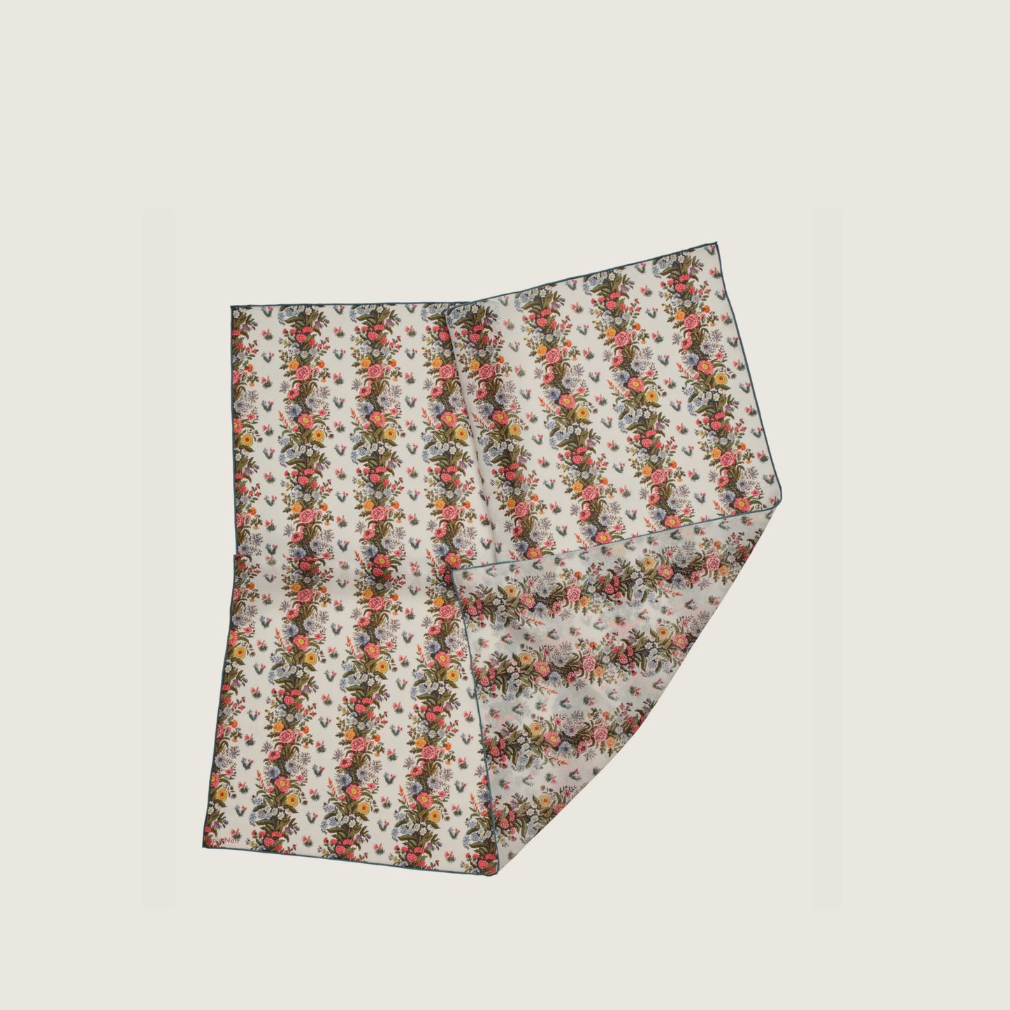 Edie Scarf